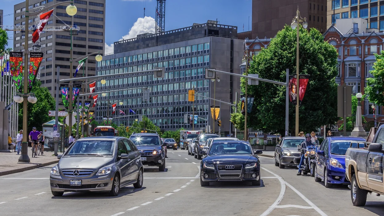 Ontario Sürücüleri Dikkat: Plaka Yenileme Kurallarına Uymamanın Cezası 2.500 Dolar Olabilir