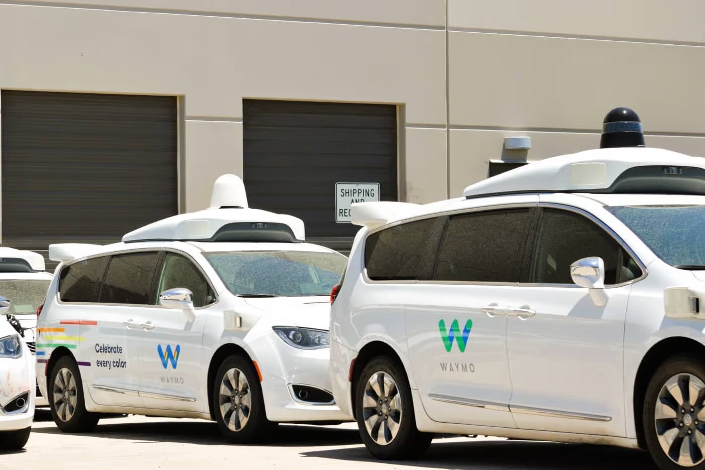 Toronto’da sürücüsüz taksi planı tartışma yarattı