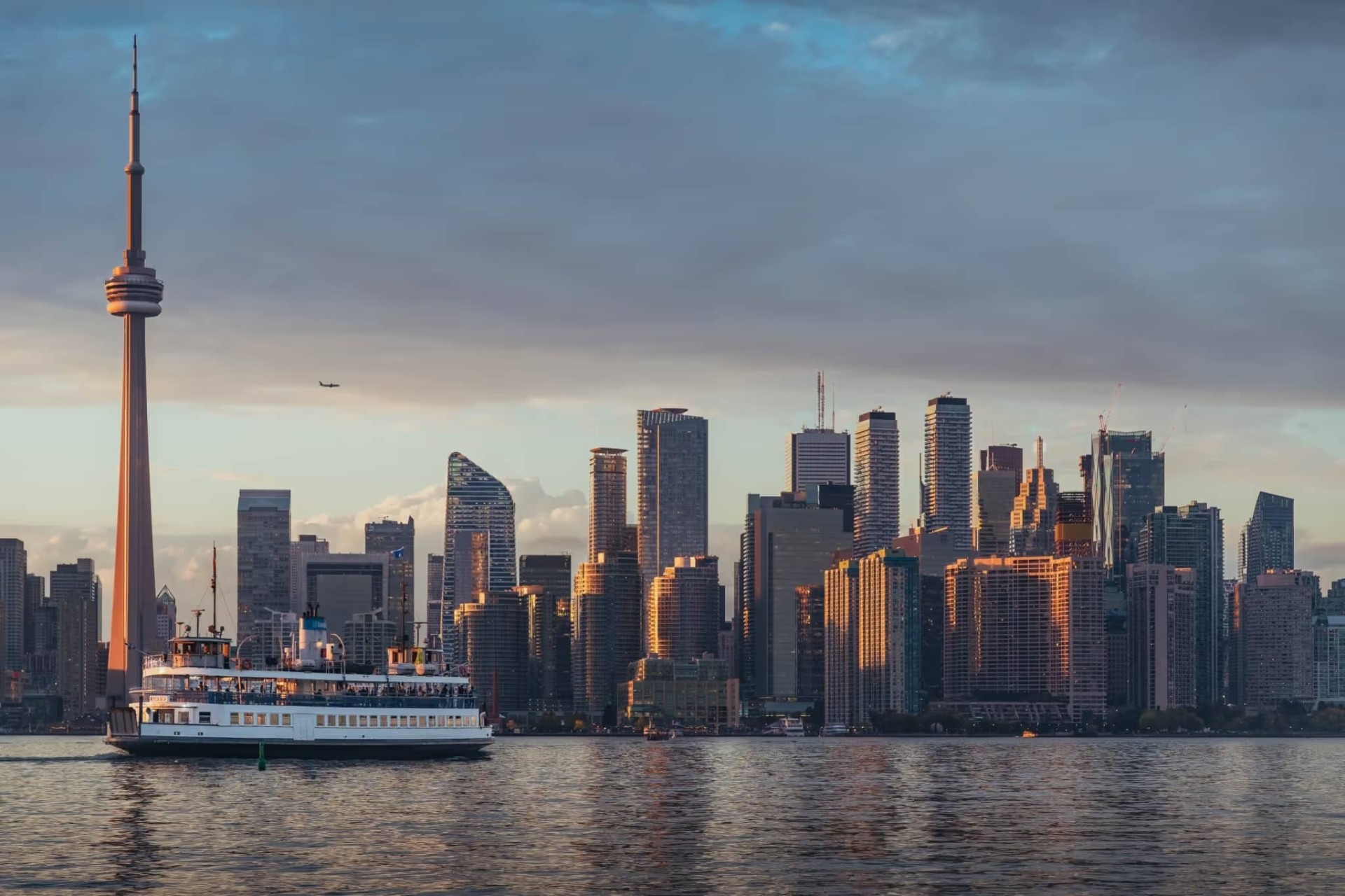 Toronto, Küresel Şehirler Endeksi’nde Dünyanın En İyi 20 Şehri Arasında Gösterildi