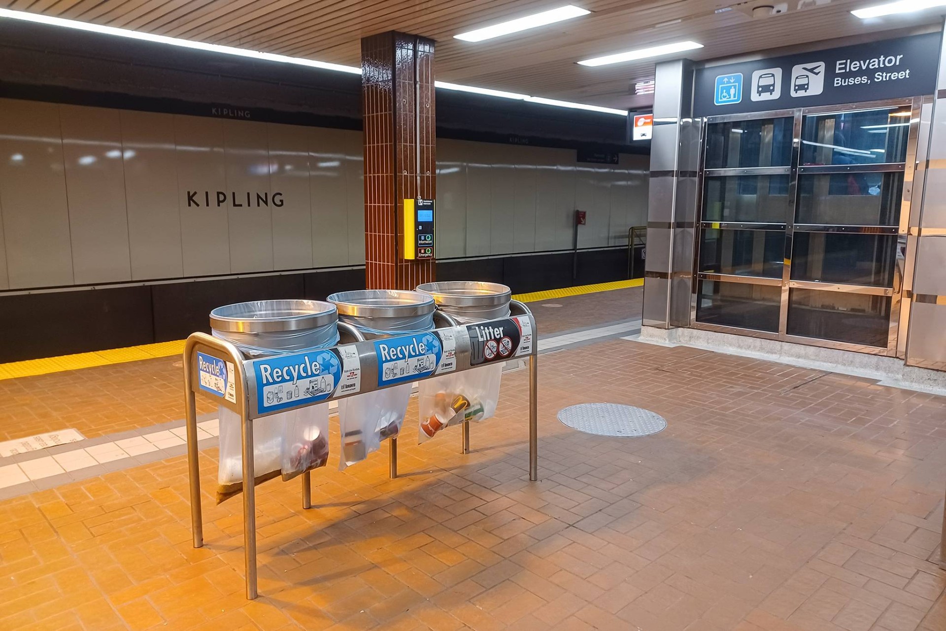 Toronto'da TTC 5-6 Temmuz'da Line 2'de 4.5 kilometrelik metro hattını sinyal çalışmaları nedeniyle kapatacak