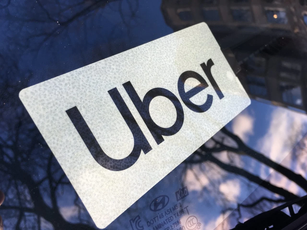 Uber Canada, Çocuk Yolcu Krizi Sonrası Acil Durum Protokollerini Değiştirdi