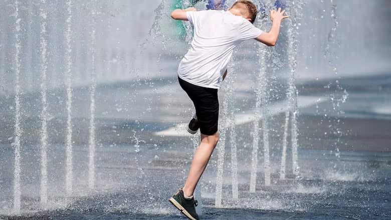 Quebec’te Kavurucu Sıcaklık Uyarısı: Hissedilen Sıcaklık 40°C’ye Ulaşacak