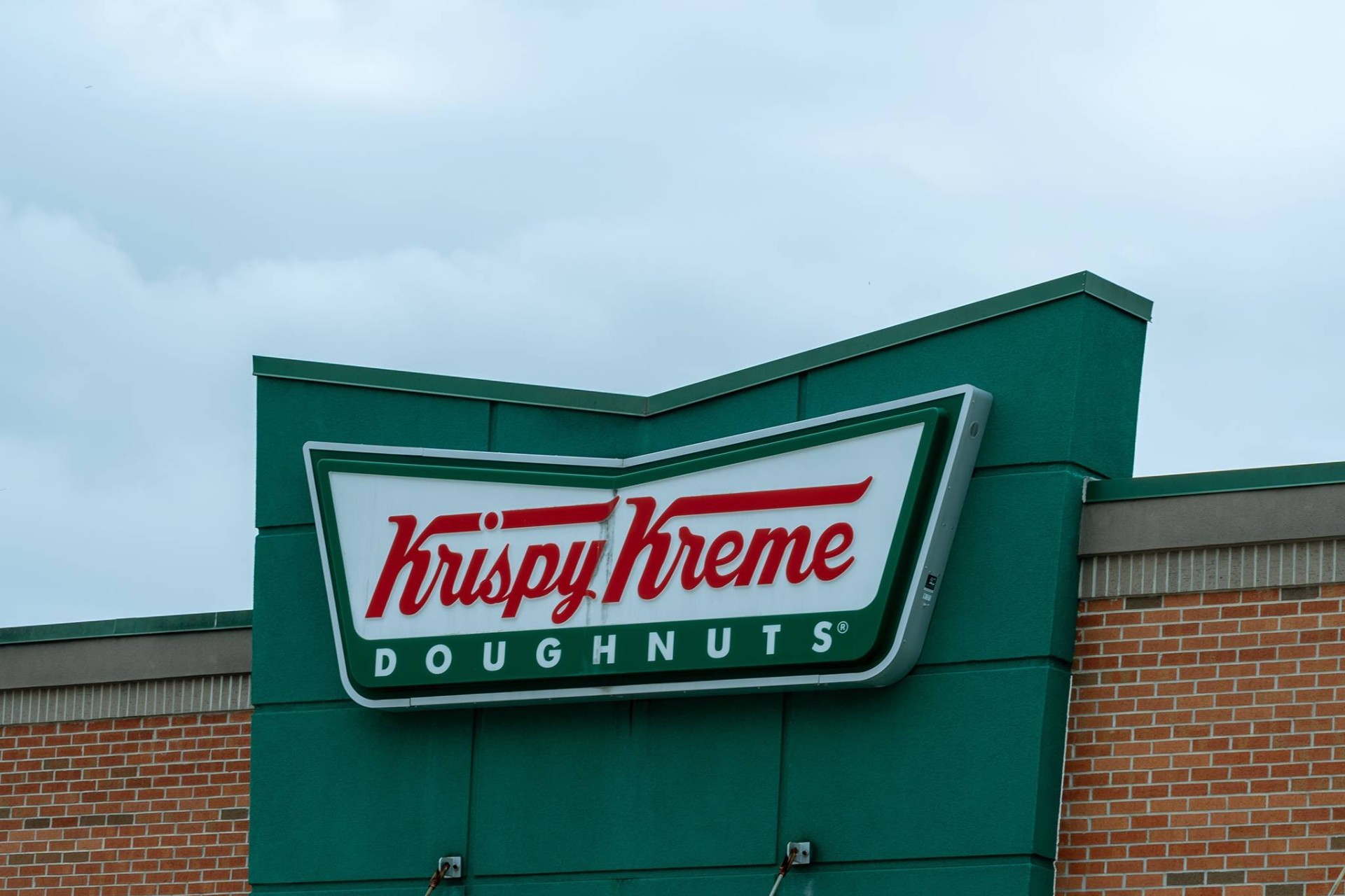 Krispy Kreme Toronto’daki Yeni Şubesini College ve Ossington’da Açtı
