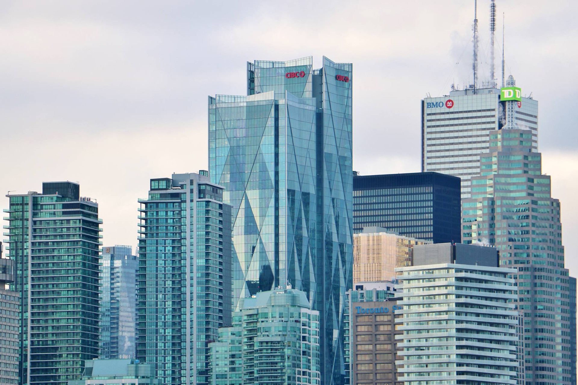 Ontario’da Kira ve Kredi Borçlarını Ödeyemeyenlerin Sayısı Hızla Artıyor