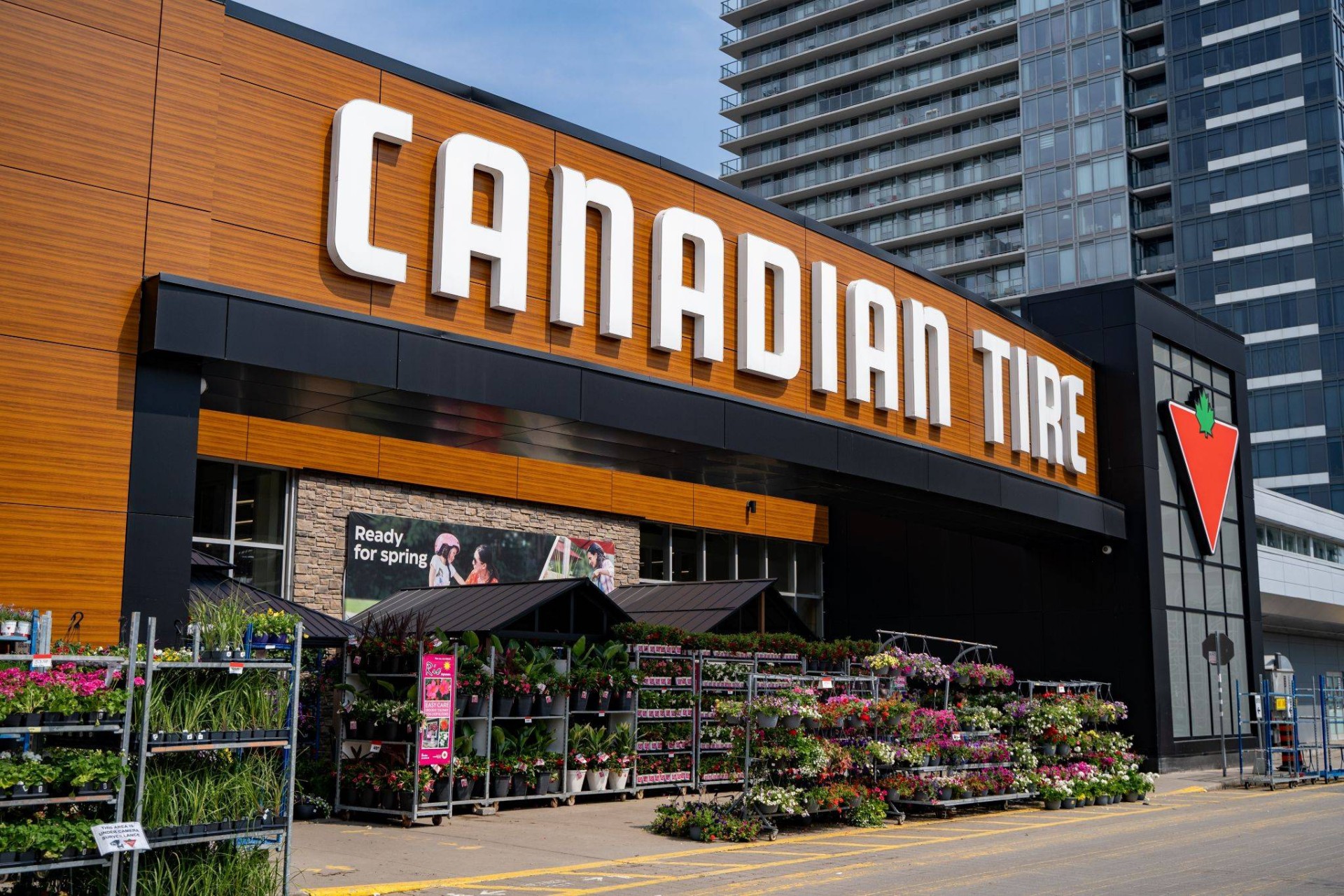 Canadian Tire'dan Veri İhlali Uyarısı: Şifreler ve Kredi Kartı Bilgileri Tehlikeye Girdi