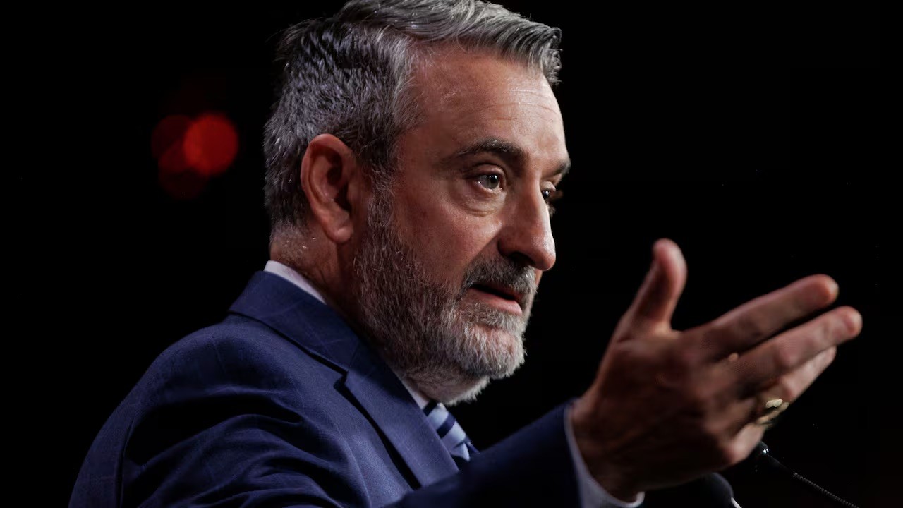 Ontario’da Mütevelli, 145 Bin Dolarlık İtalya Gezisi Giderini Hâlâ Ödemedi