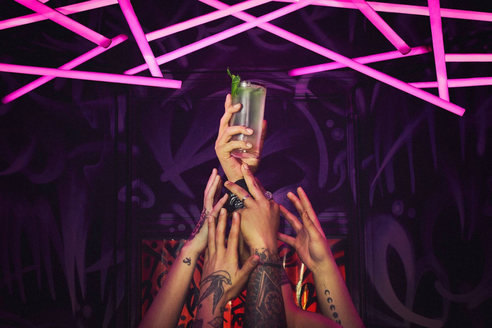 Dünyanın En İyi Barlarından Tres Monos, Toronto’da İki Geceliğine Konuk Oluyor