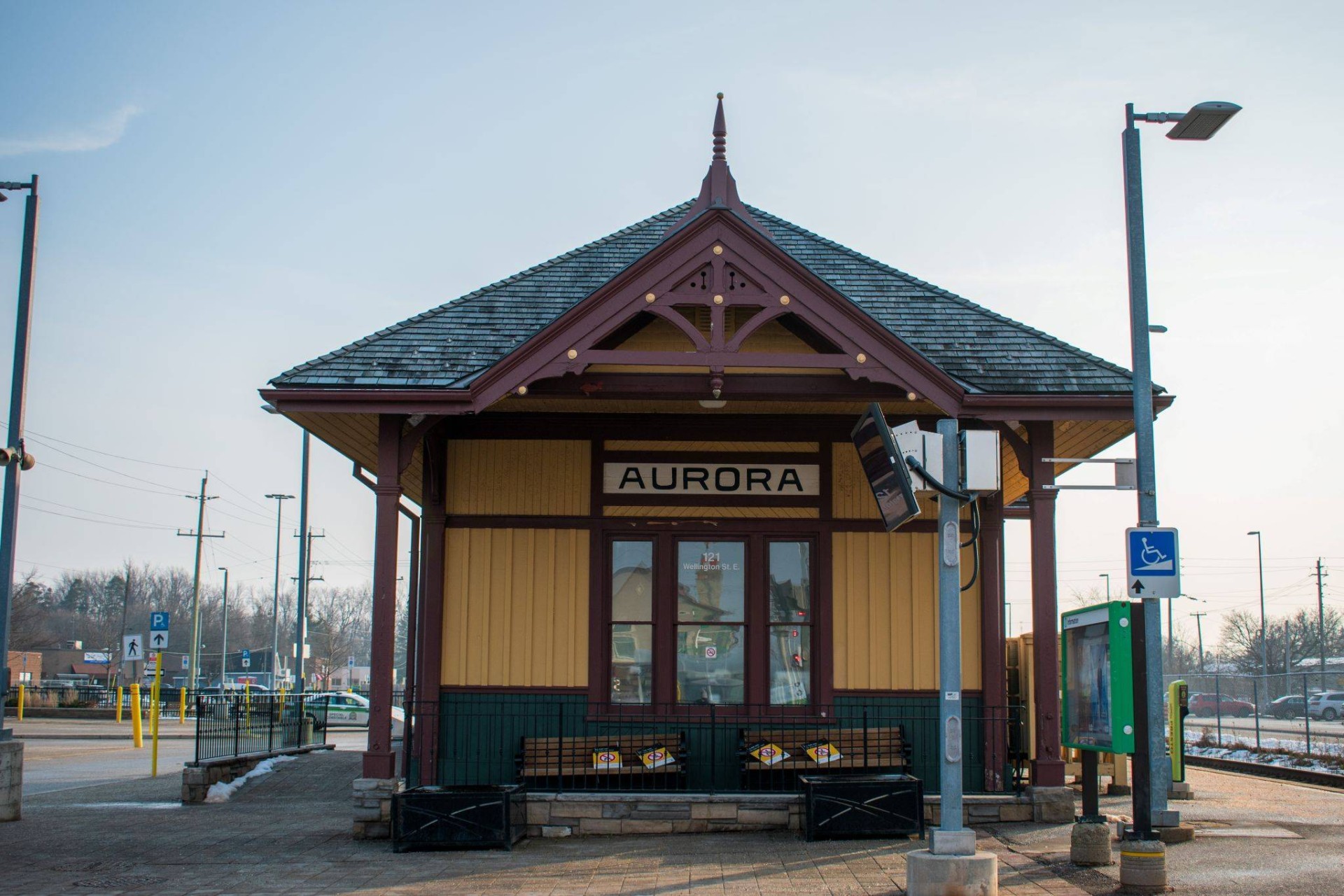 Toronto Çevresinde Daire Fiyatları Düşerken Aurora’da Yükseliş Sürüyor