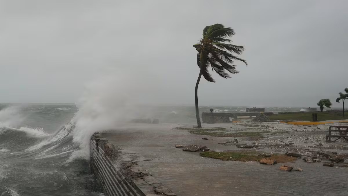 Hurricane Melissa Doğu Kanada’yı Etkilemeye Hazırlanıyor